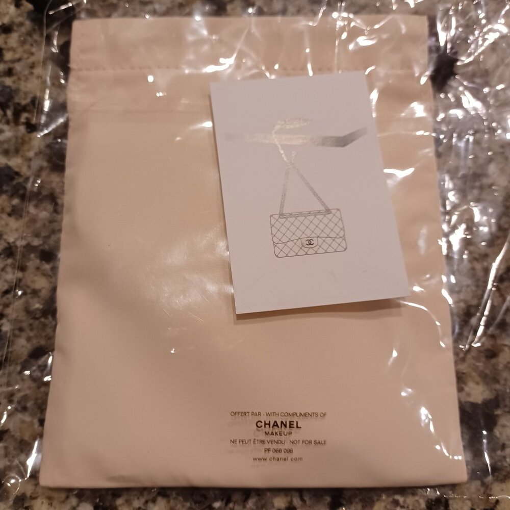 CHANEL Bag Hanger Hook with CC logo - New - Picture 7 of 7